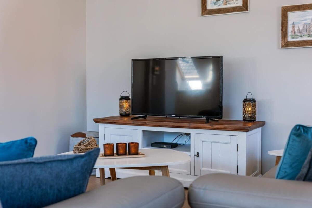 Huswell - Centrally Located Apartment With Sunny Terrace Ostende Kültér fotó